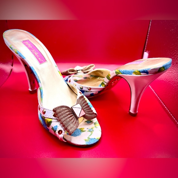 RARE Beautiful Betsey Johnson Casual Heels, 7M Good Preowned Vintage Condition - Picture 8 of 10